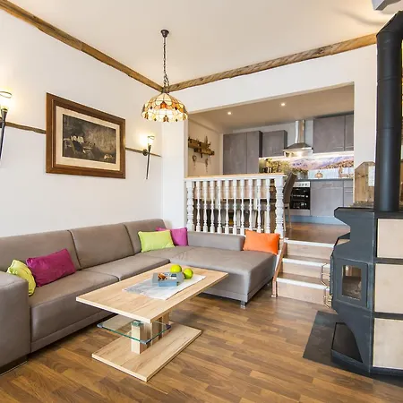 Achen Apartment *